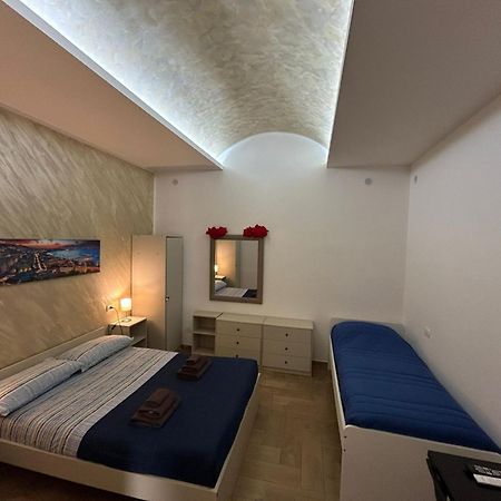 Good Friends Home Naples Luaran gambar