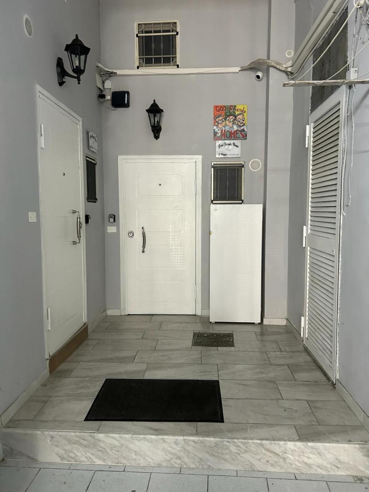 Good Friends Home Naples Luaran gambar